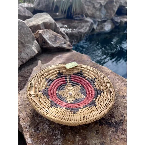 Old Pawn Handcrafted Woven Basket (009)